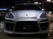 ポルシェ カイエン S 左ハンドル EUR-GT 2011年モデル  中古車