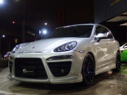 ポルシェ カイエン S 左ハンドル EUR-GT 2011年モデル  中古車