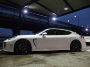 ポルシェ パナメーラ S EUR-GTフルエアロ 左ハンドル エアサス ベンチレーションシート 新車並行 中古車