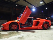 ランボルギーニ アヴェンタドール LP700-4　ディーラー車　ロエンエアロ　外マフラー 中古車