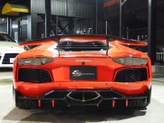 ランボルギーニ アヴェンタドール LP700-4　ディーラー車　ロエンエアロ　外マフラー 中古車