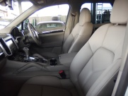 ポルシェ&nbsp;カイエン&nbsp;V6　EUR-GTフルエアロ　ディーラー車　右ハンドル　&nbsp;中古車