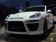 ポルシェ&nbsp;カイエン&nbsp;V6　EUR-GTフルエアロ　ディーラー車　右ハンドル　&nbsp;中古車