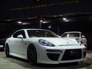 ポルシェ&nbsp;パナメーラ&nbsp;４S　正規ディーラー車　EUR-GTフルエアロ　オプション多数！&nbsp;中古車