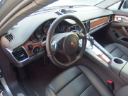 ポルシェ パナメーラ ターボ　スポーツクロノパッケージ　正規ディーラー車 中古車