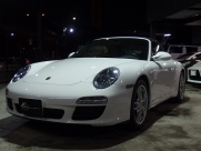 ポルシェ 911(Type997) カブリオレ　PDK　正規ディーラー車 中古車