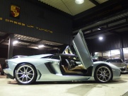 ランボルギーニ アヴェンタドール LP700-4ロードスター 中古車