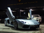 ランボルギーニ アヴェンタドール LP700-4ロードスター 中古車