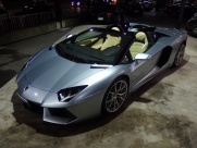 ランボルギーニ アヴェンタドール LP700-4ロードスター 中古車