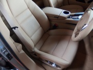 ポルシェ&nbsp;パナメーラ&nbsp;4　2011年モデル　正規ディーラー車　ワンオーナー&nbsp;中古車