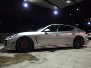 ポルシェ&nbsp;パナメーラ&nbsp;4　2011年モデル　正規ディーラー車　ワンオーナー&nbsp;中古車