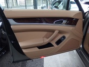 ポルシェ&nbsp;パナメーラ&nbsp;4　2011年モデル　正規ディーラー車　ワンオーナー&nbsp;中古車