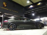 ポルシェ&nbsp;パナメーラ&nbsp;4　正規ディーラー車　2011年モデル　EUR-GTコンプリート&nbsp;中古車