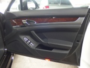 ポルシェ&nbsp;パナメーラ&nbsp;4　正規ディーラー車　2011年モデル　EUR-GTコンプリート&nbsp;中古車