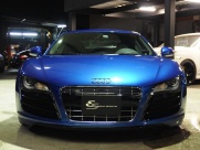 アウディ R8 V10 5.2L 正規ディーラー車 左ハンドル 中古車