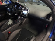 アウディ R8 V10 5.2L 正規ディーラー車 左ハンドル 中古車
