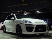 ポルシェ カイエン S 左ハンドル　EUR-GTコンプリート　2012年モデル 中古車