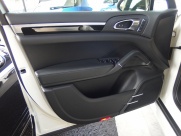 ポルシェ カイエン S 左ハンドル　EUR-GTコンプリート　2012年モデル 中古車