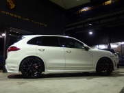 ポルシェ カイエン S 左ハンドル　EUR-GTコンプリート　2012年モデル 中古車