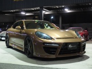 ポルシェ パナメーラ 4S　正規ディーラー車　左ハンドル　EUR-GTフルエアロ 中古車