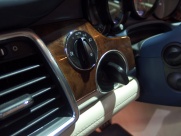 ポルシェ&nbsp;パナメーラ&nbsp;4S　スポーツクロノパッケージ　正規ディーラー車　左ハンドル&nbsp;中古車