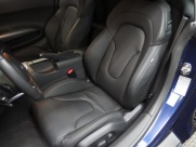 アウディ R8 4.2 FSI クアトロ　正規ディーラー車　左ハンドル 中古車