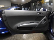 アウディ R8 4.2 FSI クアトロ　正規ディーラー車　左ハンドル 中古車