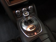 アウディ R8 4.2 FSI クアトロ　正規ディーラー車　左ハンドル 中古車