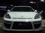 ポルシェ&nbsp;パナメーラ&nbsp;4 正規ディーラー車　EUR-GTフルエアロ 2011年モデル&nbsp;中古車