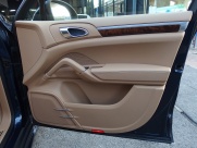 ポルシェ カイエン V6　左ハンドル　EUR-GT 中古車