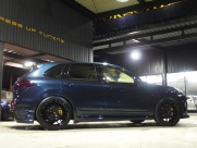 ポルシェ カイエン V6　左ハンドル　EUR-GT 中古車