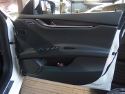 マセラティ ギブリ S　正規ディーラー車　右ハンドル　ワンオーナー 中古車