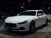 マセラティ ギブリ S　正規ディーラー車　右ハンドル　ワンオーナー 中古車