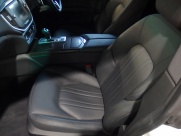 マセラティ ギブリ S　正規ディーラー車　右ハンドル　ワンオーナー 中古車