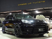 ポルシェ カイエン 正規ディーラー車 EUR-GT 右ハンドル 中古車