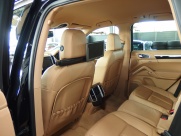 ポルシェ カイエン 正規ディーラー車 EUR-GT 右ハンドル 中古車