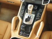 ポルシェ カイエン 正規ディーラー車 EUR-GT 右ハンドル 中古車