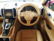 ポルシェ カイエン 正規ディーラー車 EUR-GT 右ハンドル 中古車