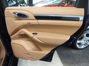 ポルシェ カイエン 正規ディーラー車 EUR-GT 右ハンドル 中古車