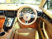 ポルシェ パナメーラ 正規ディーラー車　EUR-GT　右ハンドル　ワンオーナー 中古車