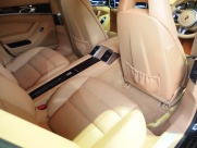 ポルシェ パナメーラ 正規ディーラー車　EUR-GT　右ハンドル　ワンオーナー 中古車