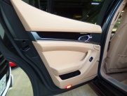 ポルシェ パナメーラ 正規ディーラー車　EUR-GT　右ハンドル　ワンオーナー 中古車