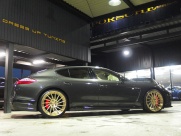 ポルシェ パナメーラ 正規ディーラー車　EUR-GT　右ハンドル　ワンオーナー 中古車