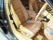 ポルシェ パナメーラ 正規ディーラー車　EUR-GT　右ハンドル　ワンオーナー 中古車