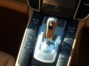 ポルシェ パナメーラ 正規ディーラー車　EUR-GT　右ハンドル　ワンオーナー 中古車