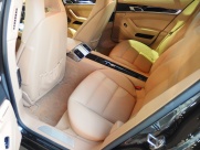 ポルシェ パナメーラ 正規ディーラー車　EUR-GT　右ハンドル　ワンオーナー 中古車