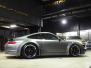 ポルシェ 911(Type997) カレラ 6MT 正規ディーラー車 EUR-GTRワイドボディ 中古車