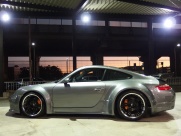 ポルシェ 911(Type997) カレラ 6MT 正規ディーラー車 EUR-GTRワイドボディ 中古車