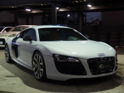 アウディ&nbsp;R8&nbsp;V10 5.2FSIクワトロ　正規ディーラー車　走行1.2万キロ&nbsp;中古車