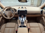 ポルシェ カイエン Ｓハイブリッド　EUR-GT　左ハドル 中古車